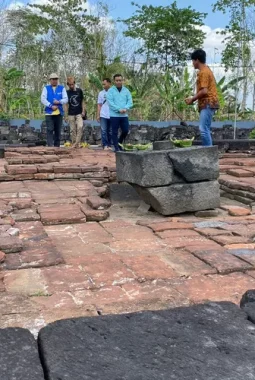 Mengenal Candi Simping, Tempat Pendarmaan Raja Pertama Majapahit yang Sarat Sejarah dan Sejuk untuk Wisata