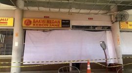 Pasar modern Cisauk yang dipasangi garis polisi (Dok. Ist)