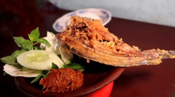 Warung Pecel Lele Batas, Surganya Kuliner Tradisional di Perbatasan Ponorogo-Trenggalek
