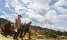 DPR Apresiasi Polda Riau, Desak Polri Tindak Tegas Mafia Jual Beli Hutan Lindung