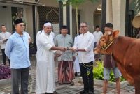 PGN bagikan daging qurban ke masyarakat (Dok. Ist)