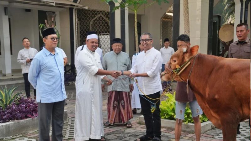 PGN bagikan daging qurban ke masyarakat (Dok. Ist)