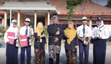 Cari sekolah berkualitas di Brebes? Yuk kenalan dengan SMPN 3 Brebes, sekolah negeri unggulan berprestasi! Info lengkap di situs resminya!

