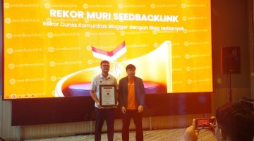 seedbacklink raih Rekor MURI sebagai komunitas narablog terbesar di dunia dengan 9.007 blogger, bukti kontribusi di industri digital marketing Indonesia.

