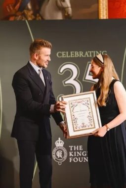 David Beckham Resmi Sandang Gelar ‘Sir’ dari Kerajaan Inggris
