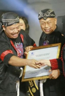 Grebeg Suro 2025 Jadi Momen Bersejarah, Ponorogo Terima Sertifikat UNESCO