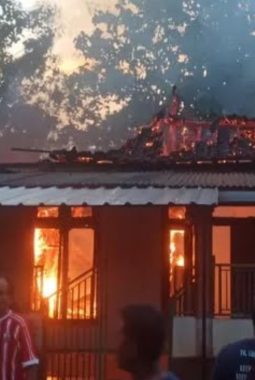 Rumah Nenek di Ponorogo Terbakar, Seluruh Isi Rumah Ludes Dilalap Api