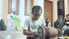 Jasa asah pisau (Dok. Ist)