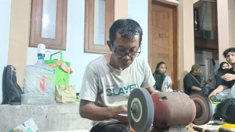 Jasa asah pisau (Dok. Ist)