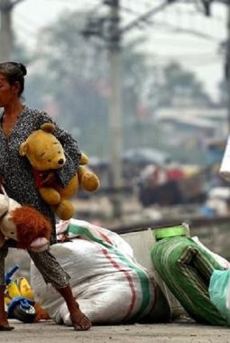 Angka Kemiskinan Terus Meningkat di Indonesia, Apakah Ini Tanggung Jawab Pemerintah?