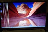 Cara Memperbaiki Layar Laptop Bergaris
