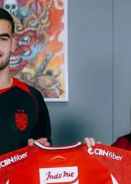Kabar Mengejutkan! Jens Raven Resmi Gabung dengan Bali United untuk Musim 2025/2026