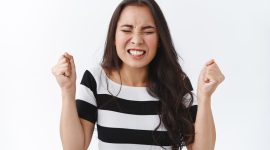 Cara Mengidentifikasi Emosi Diri dan Menjaga Relasi dengan Orang Lain