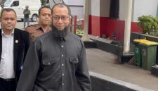 Ustadz Khalid Basalamah Diperiksa KPK
