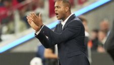 Apakah Benar Patrick Kluivert Dipecat