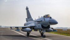 Kelebihan Jet Tempur Chengdu J-10