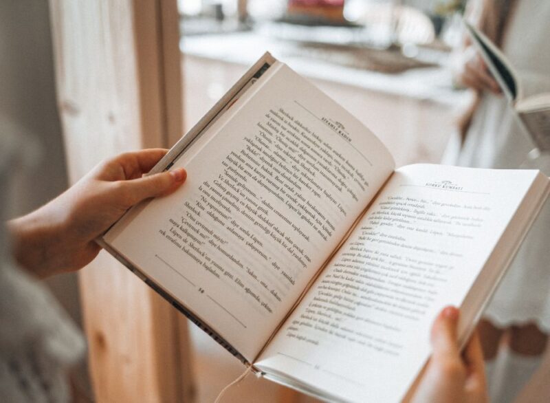 Konsep Qanaah dan Bagaimana Penerapannya dapat Membantu Menghindari Pelaku Konsumtif