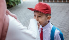 Bagaimana cara kalian menunjukkan bahwa kalian bangga terhadap budaya Indonesia