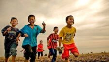 KPAI Kota Ternate melalui kpai-ternatekota.id menyediakan layanan pengaduan dan edukasi perlindungan anak yang aman dan mudah diakses.