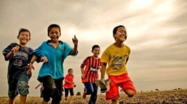 KPAI Kota Ternate melalui kpai-ternatekota.id menyediakan layanan pengaduan dan edukasi perlindungan anak yang aman dan mudah diakses.