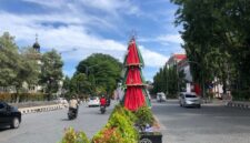 Perbedaan Imlek dan Natal