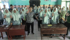 Peran KPAI Pamekasan dalam menangani kasus kekerasan anak, edukasi masyarakat, serta layanan pengaduan yang mudah dan cepat.