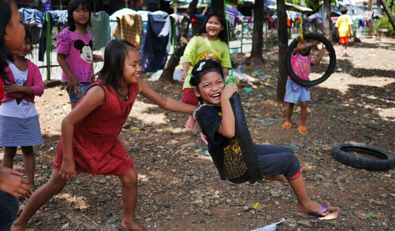 KPAI Kota Pontianak melalui kpai-pontianakkota.id menyediakan layanan pengaduan dan edukasi perlindungan anak yang aman dan terpercaya.