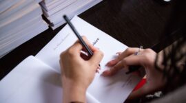  Cara Menulis Kutipan dari Buku