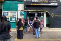 Butik Emas Makassar menyediakan perhiasan emas berkualitas dengan desain elegan, harga transparan, dan layanan profesional.