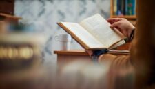 Apakah Ciri dan Elemen Puisi Rakyat?