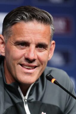 John Herdman dan Misi Besar Menggali Potensi Emas Pemain Lokal Timnas Indonesia