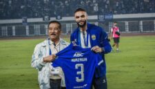 Layvin Kurzawa bergabung dengan Persib Bandung