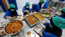 Apa Pendapat Kalian dengan Adanya MBG untuk Lansia?