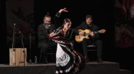 Asal-Usul dan Makna Kata Pavane