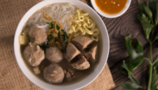 Cara Membuat Bakso Sapi Kenyal