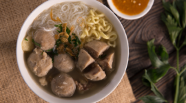 Cara Membuat Bakso Sapi Kenyal