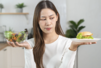 MSG aman dikonsumsi menurut WHO dan FDA jika tidak berlebihan. Kenali manfaat, mitos, serta potensi bahaya MSG bagi kesehatan.