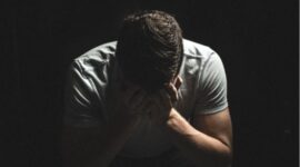 Manusia Bisa Tergelincir ke Tempat yang Serendah-rendahnya