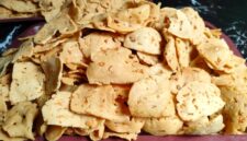 Cara Membuat Kue Bawang Renyah 