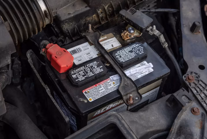 Cara Memperbaiki Aki Basah yang Tidak Bisa Menyimpan Setrum