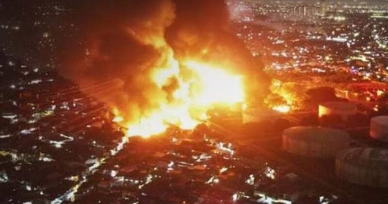 Kilang Minyak Iran Terbakar