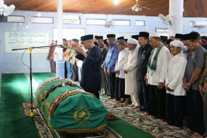 Tata Cara Sholat Jenazah Perempuan