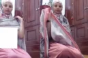 Viral link mukena pink saat sholat di TikTok trending dan dicari warganet. Ini fakta pencarian dan apa yang sebenarnya terjadi.