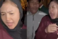 Viral link video Dea Store Meulaboh soal karyawan yang diduga mesum dengan CEO jadi sorotan aparat, kini tengah diperiksa. Fakta lengkapnya.