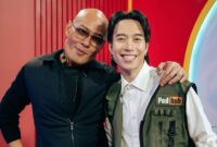 Deddy Corbuzier ungkap penyesalan usai Vidi Aldiano meninggal dunia. Pesan harunya di Instagram menyentuh banyak orang.