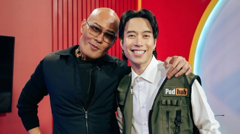 Deddy Corbuzier ungkap penyesalan usai Vidi Aldiano meninggal dunia. Pesan harunya di Instagram menyentuh banyak orang.