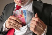 Apakah Pengertian Korupsi Sama dengan Mencuri