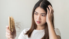 Cara Mengatasi Rambut Rontok