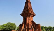 Jelaskan Latar Belakang Berdirinya Kerajaan Majapahit