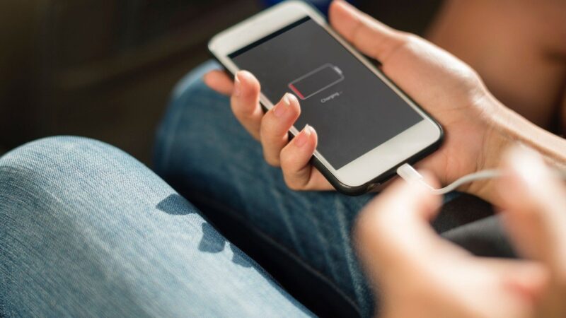 Kenapa HP Tidak Bisa di Cas